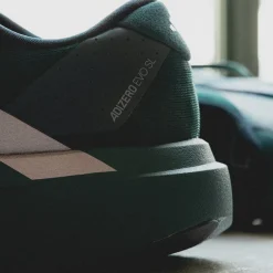 Vegane Sneaker|Laufschuhe*Adidas adizero Evo SL M Aurich Ivy / Taupe Oxid / Iron Metallic