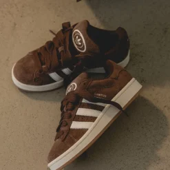 Leder Sneaker|Chunky Sneaker*Adidas Campus 00s W Earth Strata / Core White / Earth Strata
