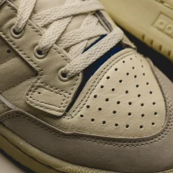 Leder Sneaker*Adidas Centennial 85 Low Cream White / Victory Blue / Sandy Beige