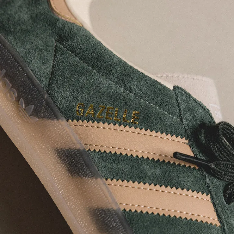 Leder Sneaker|Terrace Casual Sneaker*Adidas Gazelle Indoor Shadow Green / Warm Sandstone / Wonder White