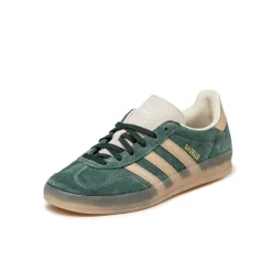 Leder Sneaker|Terrace Casual Sneaker*Adidas Gazelle Indoor Shadow Green / Warm Sandstone / Wonder White