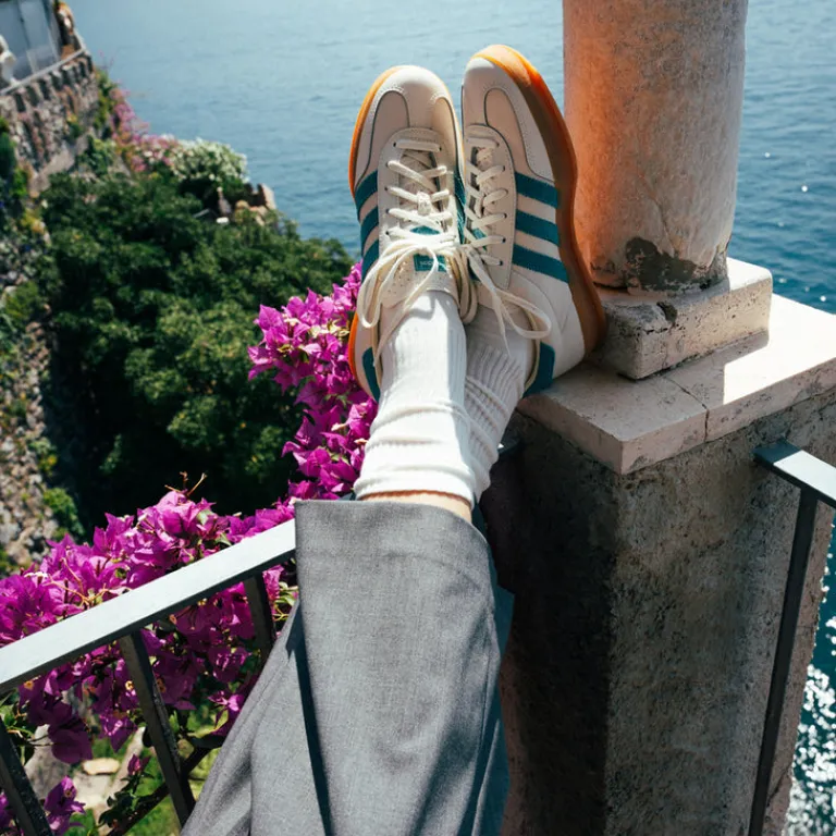 Leder Sneaker|Terrace Casual Sneaker*Adidas Gazelle Indoor *Amalfi Days* Chalk White / Hi-Res Aqua / Gum