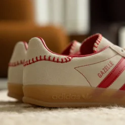 Leder Sneaker|Terrace Casual Sneaker*Adidas Gazelle Indoor W Beta Scarlett / Beta Scarlett / Cream White