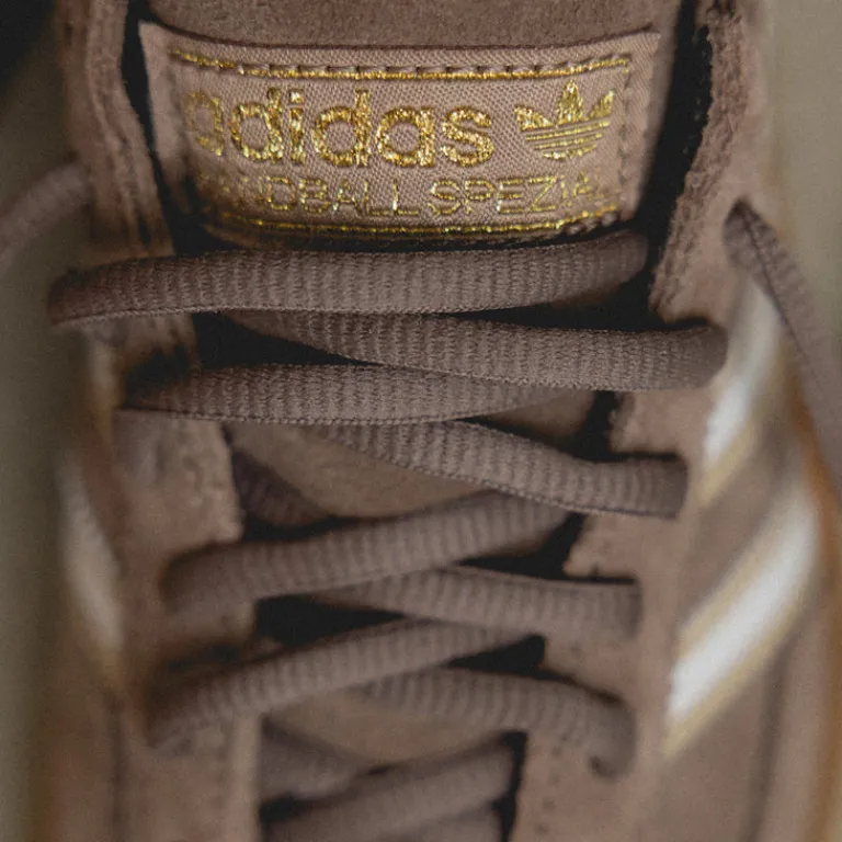 Leder Sneaker*Adidas Handball Spezial J Chalky Brown / Cloud White / Magic Beige