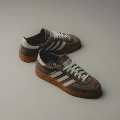 Leder Sneaker|Terrace Casual Sneaker*Adidas Handball Spezial W Earth Strata / Off White / Gum 2
