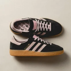 Leder Sneaker|Terrace Casual Sneaker*Adidas Handball Spezial W Core Black / Clear Pink / Gum 1