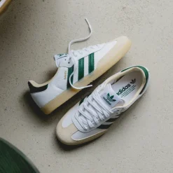 Leder Sneaker|Terrace Casual Sneaker*Adidas Samba OG Cloud White / Collegiate Green / Gum