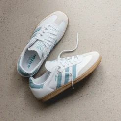 Leder Sneaker|Terrace Casual Sneaker*Adidas Samba OG W Cloud White / Alumina / Ash Blue