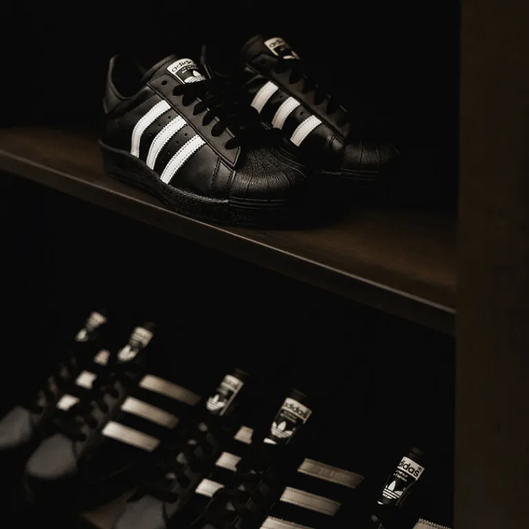 Leder Sneaker*Adidas Superstar 82 Core Black / Footwear White / Core Black