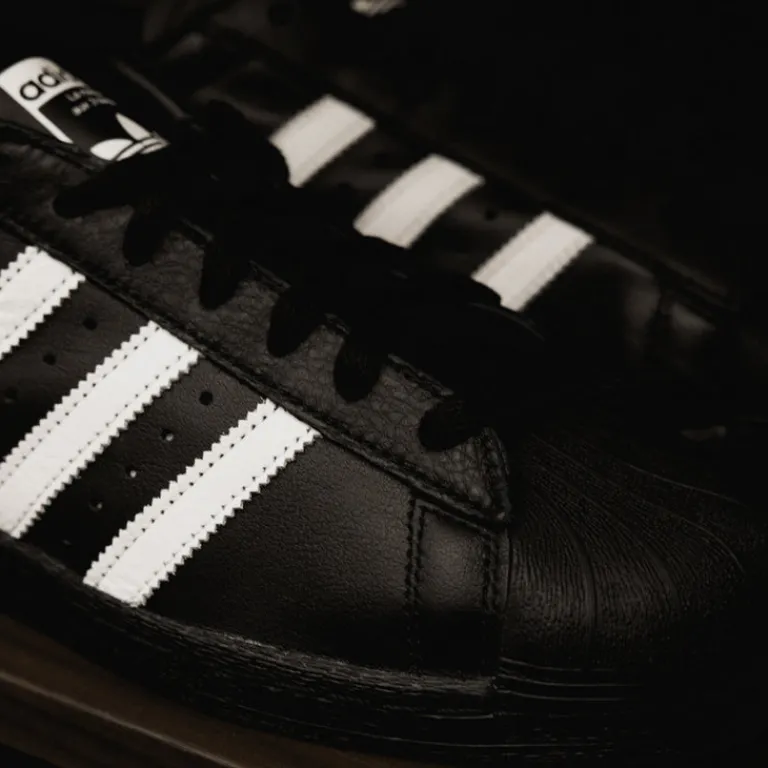 Leder Sneaker*Adidas Superstar 82 Core Black / Footwear White / Core Black
