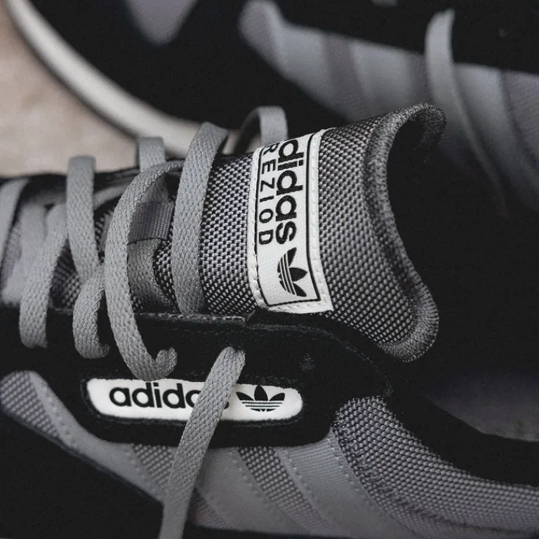 Leder Sneaker|Terrace Casual Sneaker*Adidas Treziod 2 Trace Grey / Core Black / Grey Three