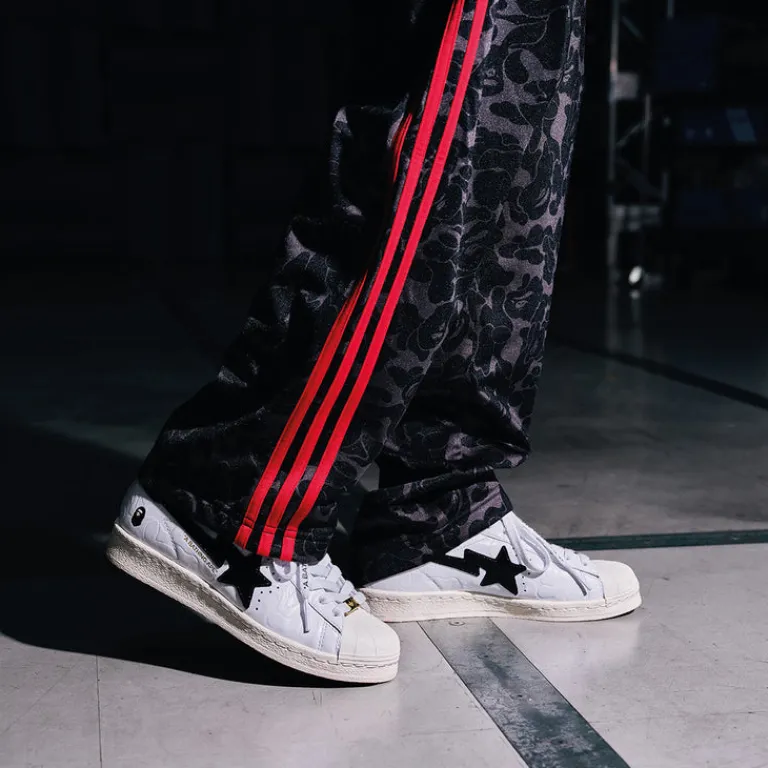 Leder Sneaker|Weiße Sneaker*Adidas x BAPE SSTR Footwear White / Core Black / Off White