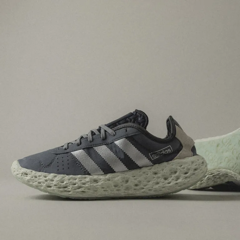 Vegane Sneaker*Adidas ZPONGE Grey Four / Metallic Silver / Solar Red