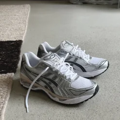 Vegane Sneaker|Retro Runner*Asics GEL-Kayano 14 White / Graphite Grey