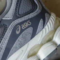 Leder Sneaker|Retro Runner*Asics GEL-NYC Steel Grey / Carrier Grey