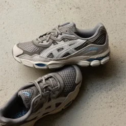 Leder Sneaker|Retro Runner*Asics GEL-NYC 2055 Steeple Grey / Cream