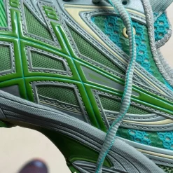 Retro Runner*Asics UB9-S GEL-DS Trainer 14 Waterfall / Lichen Rock