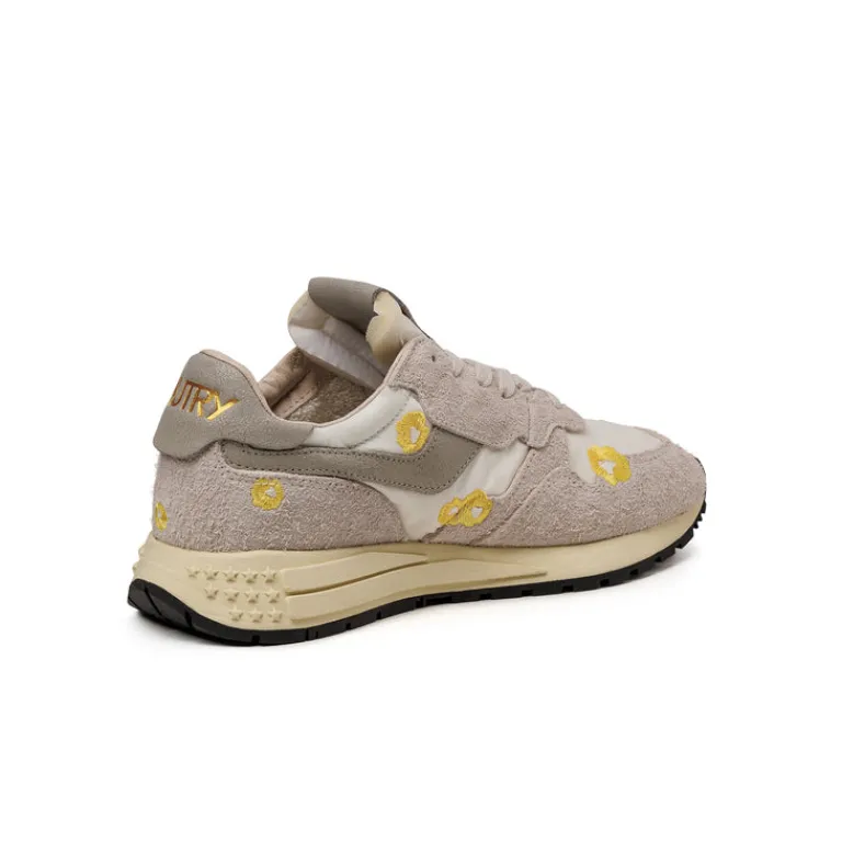 Leder Sneaker|Weiße Sneaker*Autry Reelwind Low W *Embroidery Flower* White / Buttercup