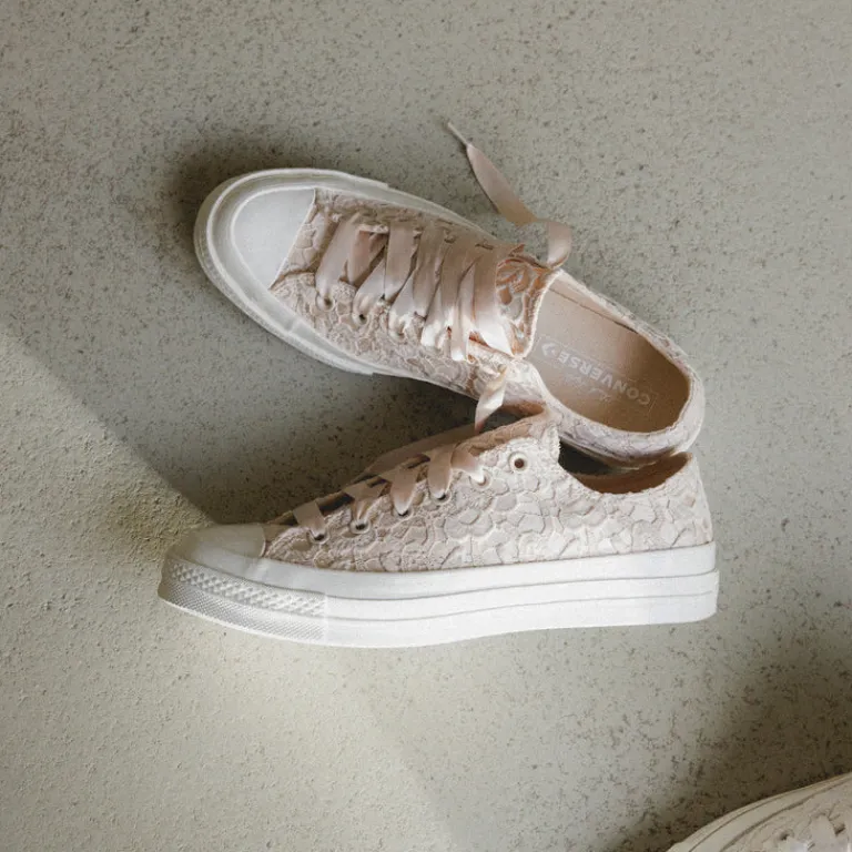 Weiße Sneaker*Converse Chuck Taylor All Star '70 Ox Light Dune / Vintage White