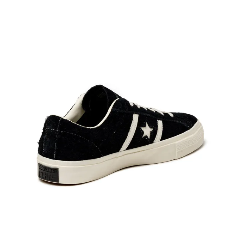 Leder Sneaker*Converse One Star Academy Pro *Suede* Black / Egret