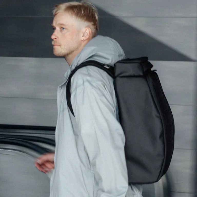 Taschen*D__b__ Hugger Backpack 30L Black Out