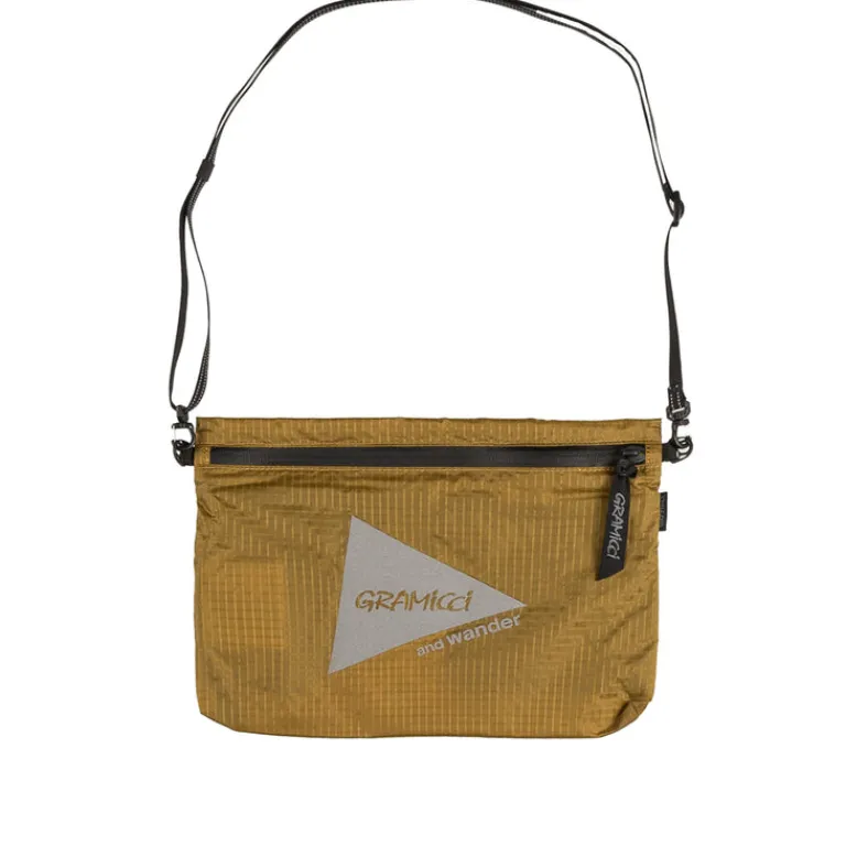 Taschen*Gramicci x And Wander Nylon Sacoche Beige