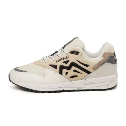Leder Sneaker|Retro Runner*Karhu Legacy 96 Blanc de Blanc / Wood Ash