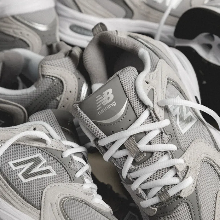 Leder Sneaker|Retro Runner*New Balance MR530CK Raincloud / Shadow Grey
