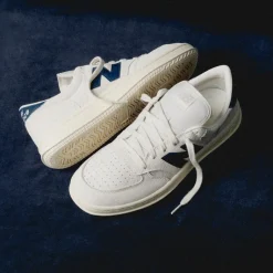 Leder Sneaker|Terrace Casual Sneaker*New Balance T500CF Sea Salt / Navy / Angora