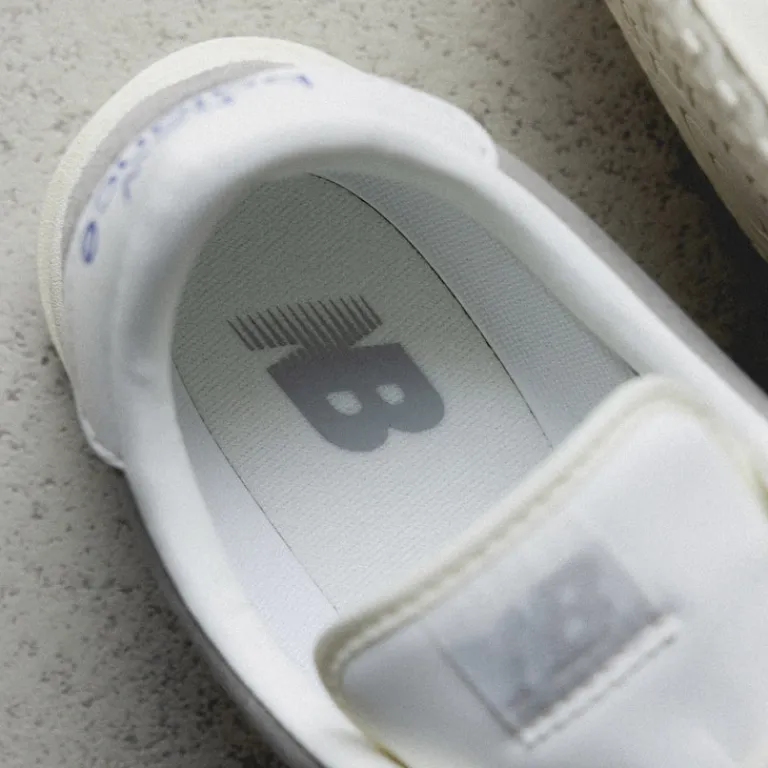 Leder Sneaker|Terrace Casual Sneaker*New Balance T500CJ Arid Stone / Sea Salt / Angora