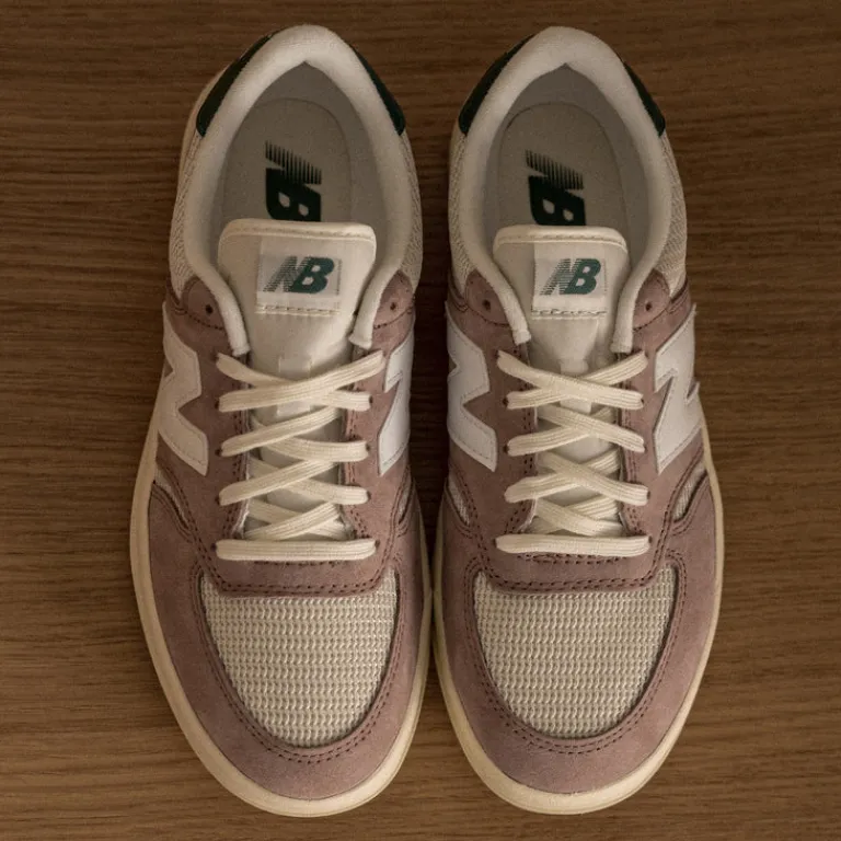 Leder Sneaker|Terrace Casual Sneaker*New Balance T500GB Landslide / Linen / New Spruce / Sea Salt
