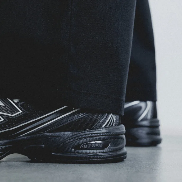 Vegane Sneaker|Retro Runner*New Balance U740BM2 Black / Silver Metallic