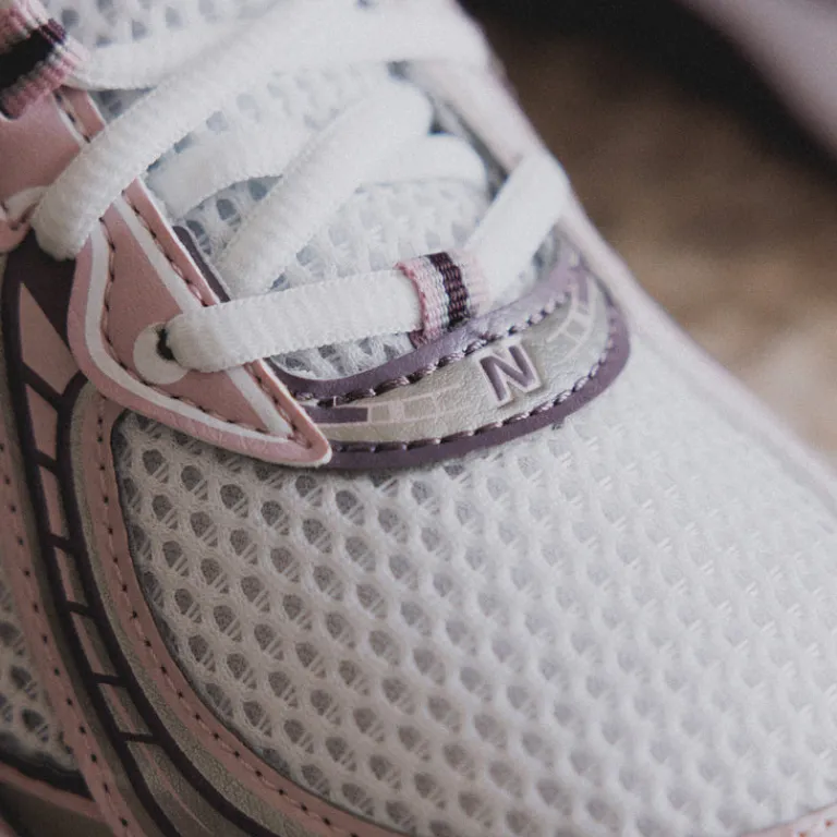 Vegane Sneaker|Weiße Sneaker*New Balance U740PK2 Ice Wine / White / Rose Sugar / Silver Metallic