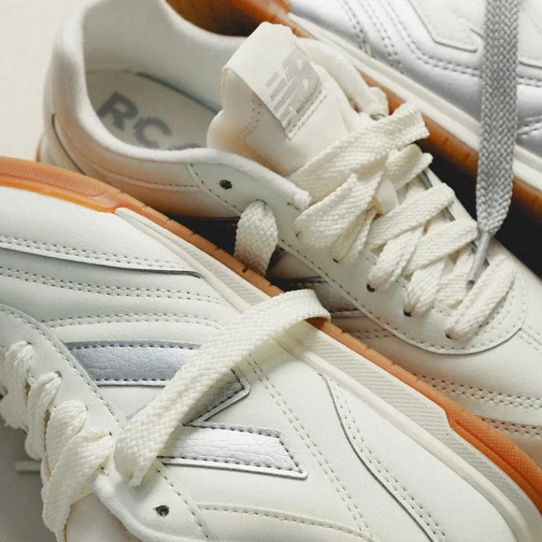 Leder Sneaker*New Balance URC42CB Sea Salt