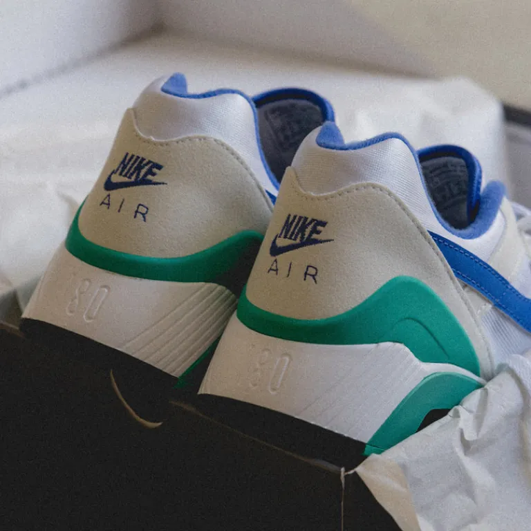 Leder Sneaker|Weiße Sneaker*Nike Air 180 White / Medium Blue / Clear Jade II / Black