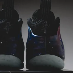 Leder Sneaker|High-Top Sneaker*Nike Air Foamposite One QS *Galaxy* Obsidian / Anthracite / Black