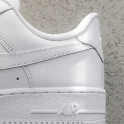 Leder Sneaker|Weiße Sneaker*Nike Air Force 1 '07 White / White