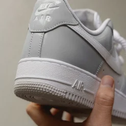 Leder Sneaker*Nike Air Force 1 '07 LV8 Wolf Grey / White / Vast Grey