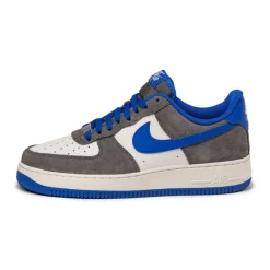 Leder Sneaker*Nike Air Force 1 '07 LV8 Cave Stone / Hyper Royal / Sail