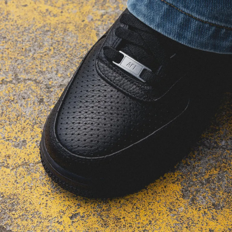 Leder Sneaker*Nike Air Force 1 '07 LV8 Black / Black / Game Royal