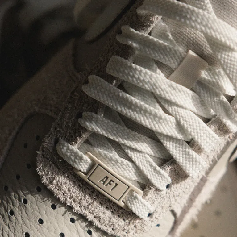 Leder Sneaker*Nike Air Force 1 '07 LX Phantom / Summit White / Light Bone