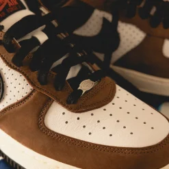 Leder Sneaker*Nike Air Force 1 Low Retro White / Black / Bison
