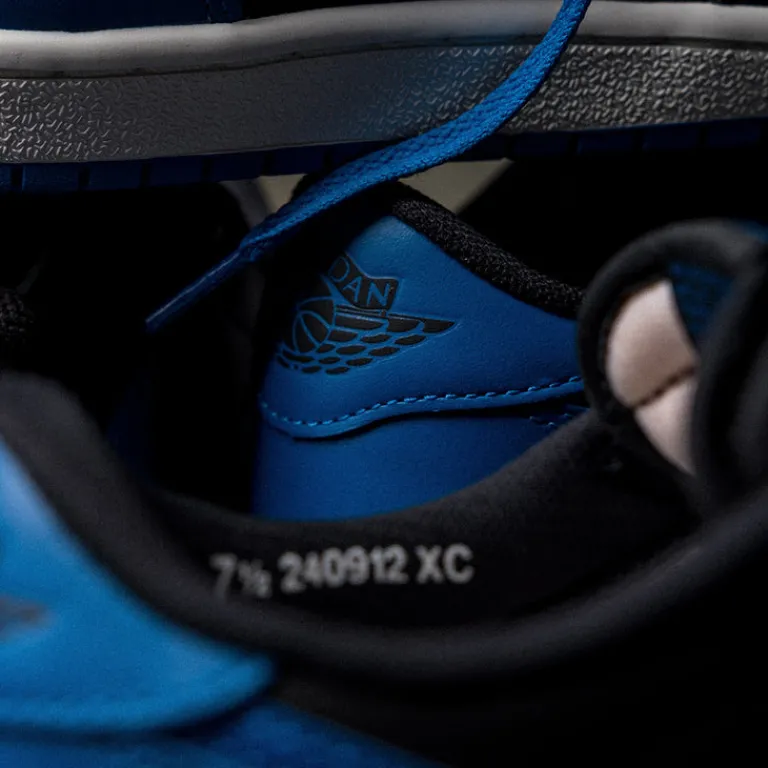 Leder Sneaker*Jordan Nike Air 1 Low 85 Black / Varsity Royal / Summit White