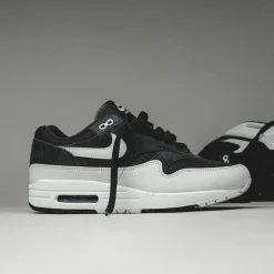 Retro Runner*Nike Air Max 1 Essential Off Noir / Vast Grey / White / Black