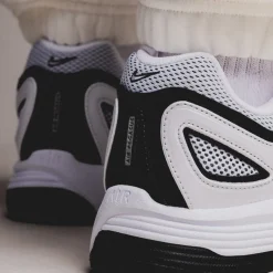 Leder Sneaker|Weiße Sneaker*Nike Air Pegasus 2005 White / Metallic Silver / Black