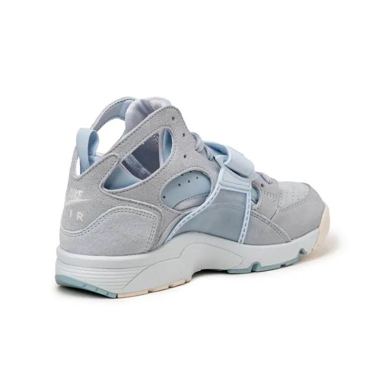 High-Top Sneaker|Leder Sneaker*Nike Air Trainer Huarache Blue Tint / Light Armry Blue / Summit White