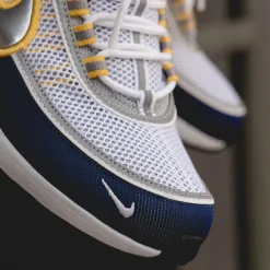Vegane Sneaker|Weiße Sneaker*Nike Air Zoom Spiridon SP White / Metallic Silver / Deep Royal Blue / White