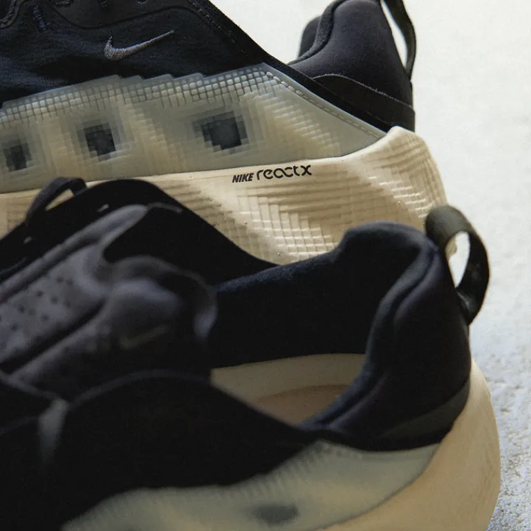Vegane Sneaker*Nike Ava Rover Black / Anthracite / Black / Sequoia