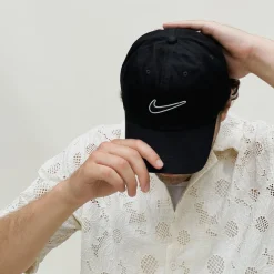 Caps & Bucket Hats*Nike Club Unstructured Swoosh Cap Black / Black