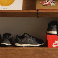 Leder Sneaker*Nike Dunk Low Retro PRM Black / Off Noir / Medium Ash / Coconut Milk